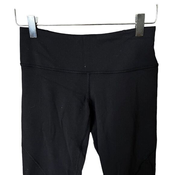 Lululemon Cropped Leggings 4 - Picture 2 of 6